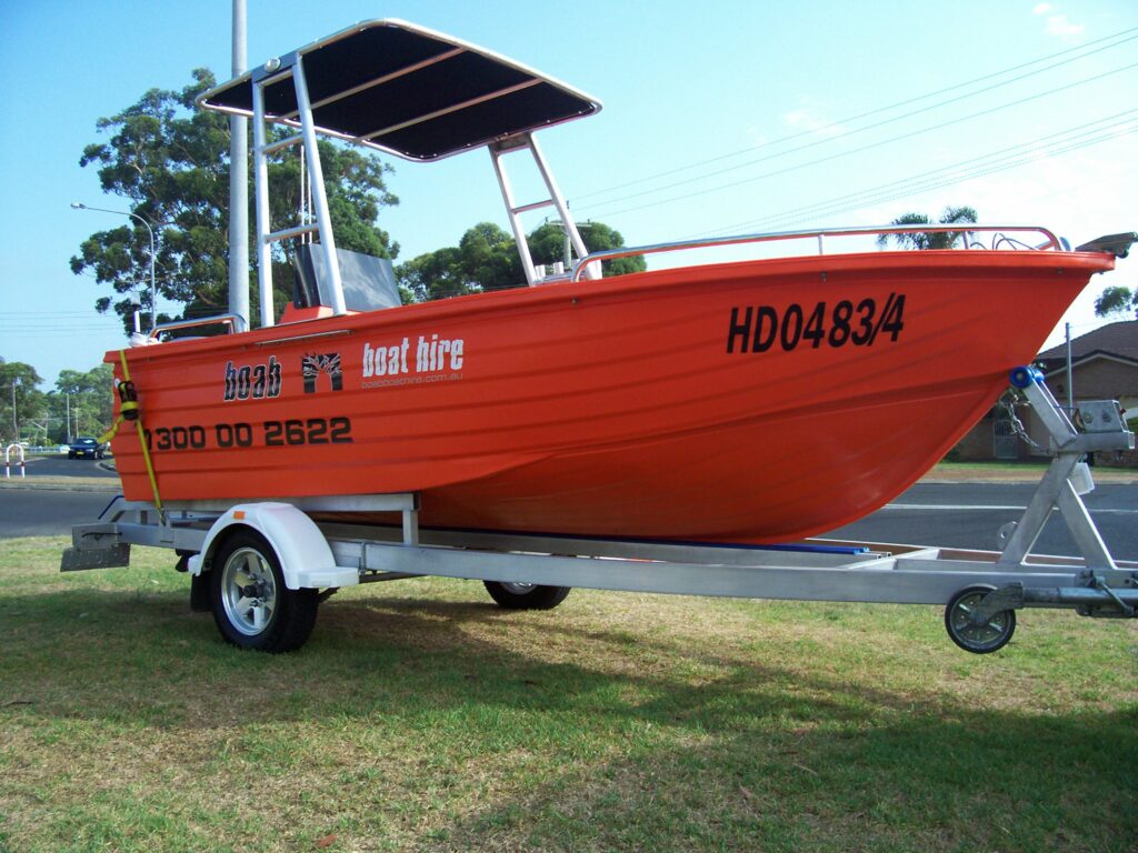 Runabout Boat - Boab Boats Hire